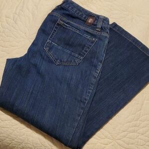Izod blue jeans boot up- 8 Short
